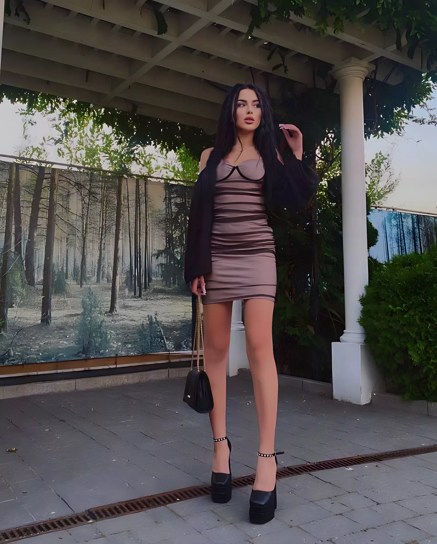 This dress fits me very well