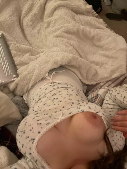 Wanna take advantage of my cute body while I’m a little tipsy?