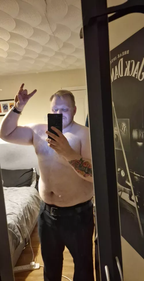 What's up fellow chubby dudes 🤘