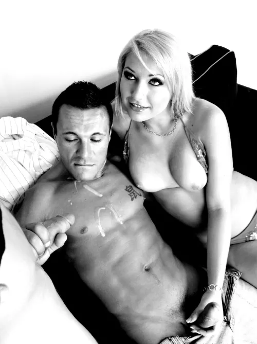 When her Bull let’s you have it 😳