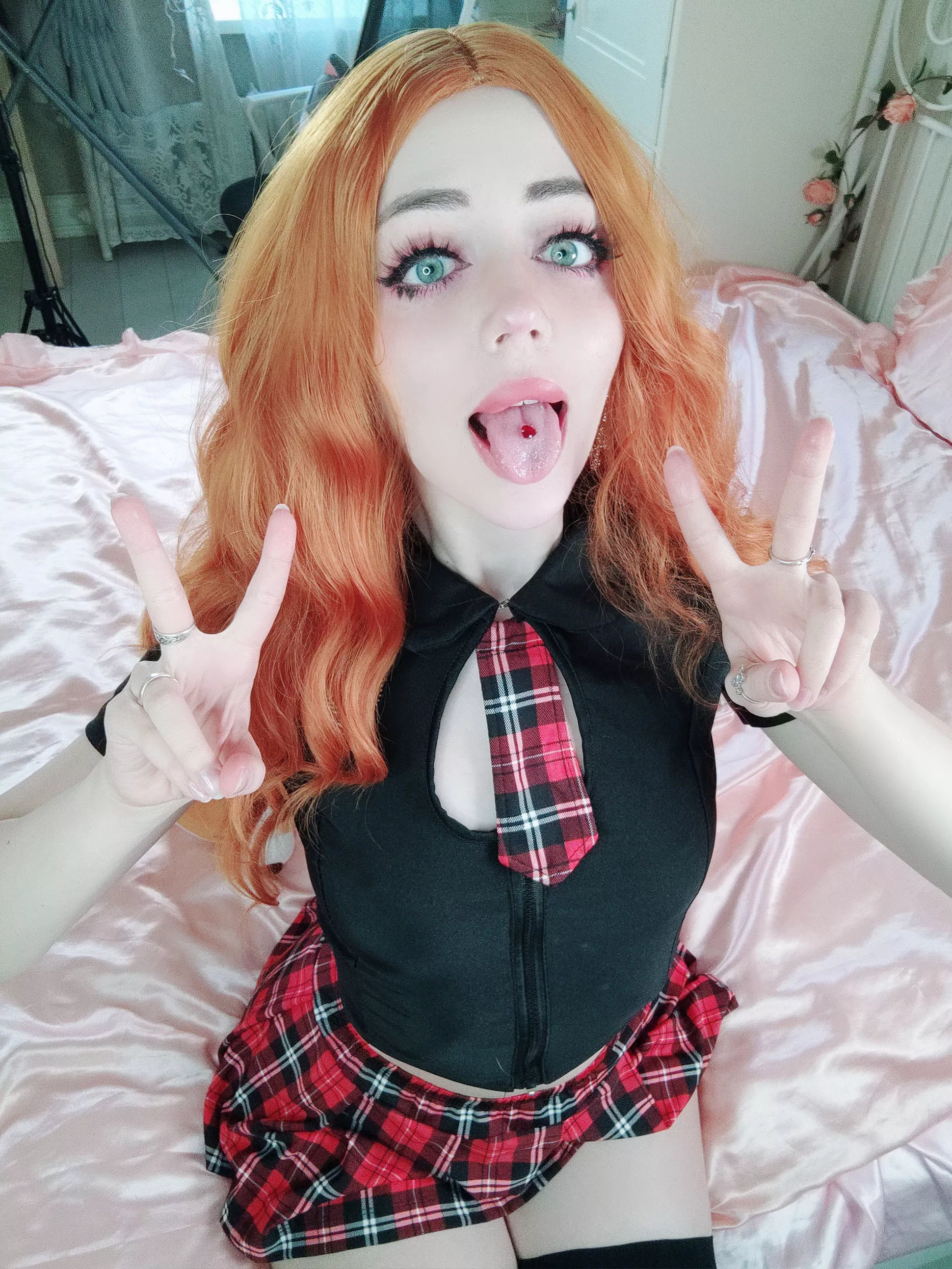 Your schoolgirl is here
