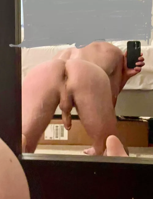 Anyone else wake up early and horny?