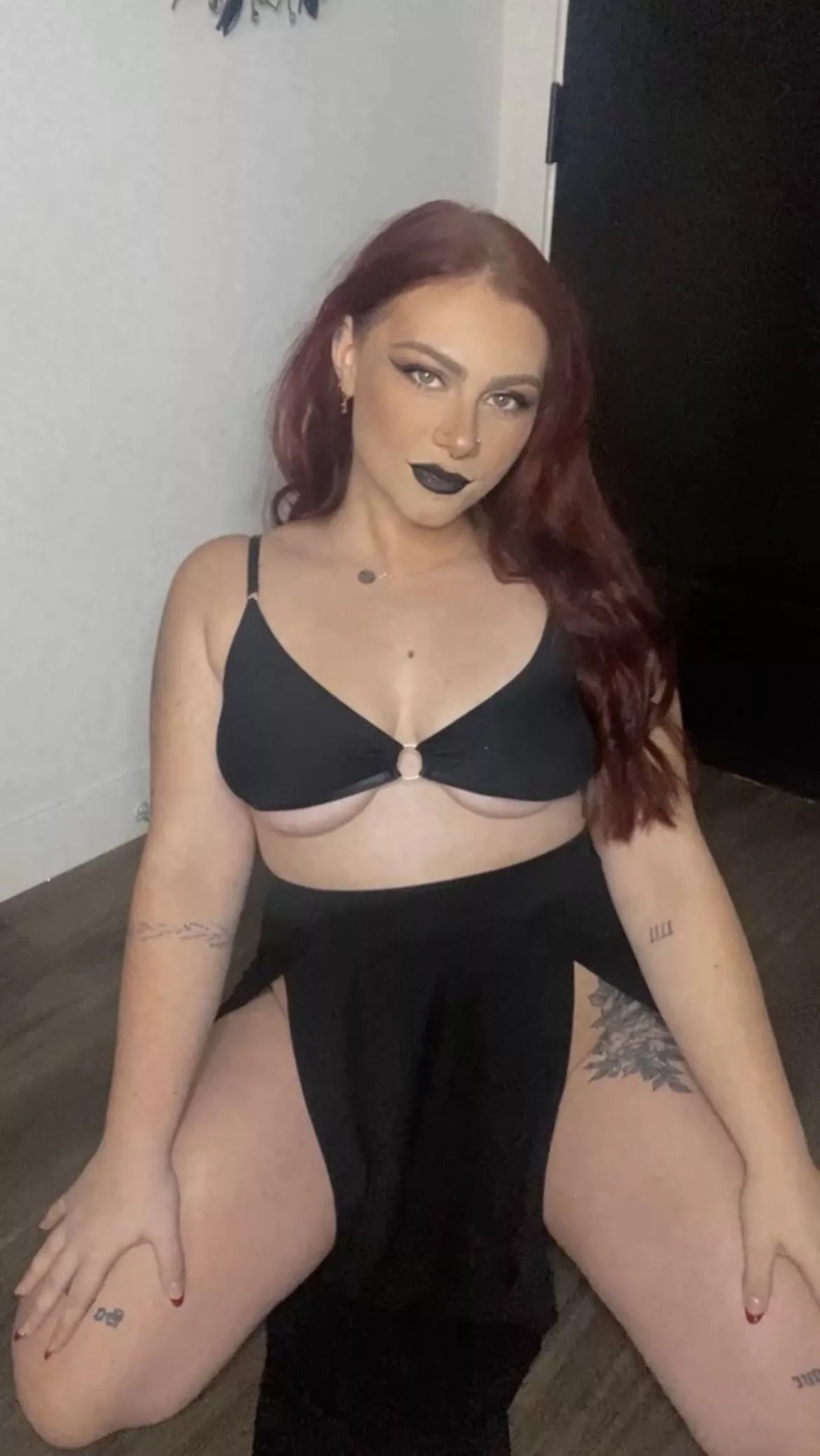 Anyone like goth redheads