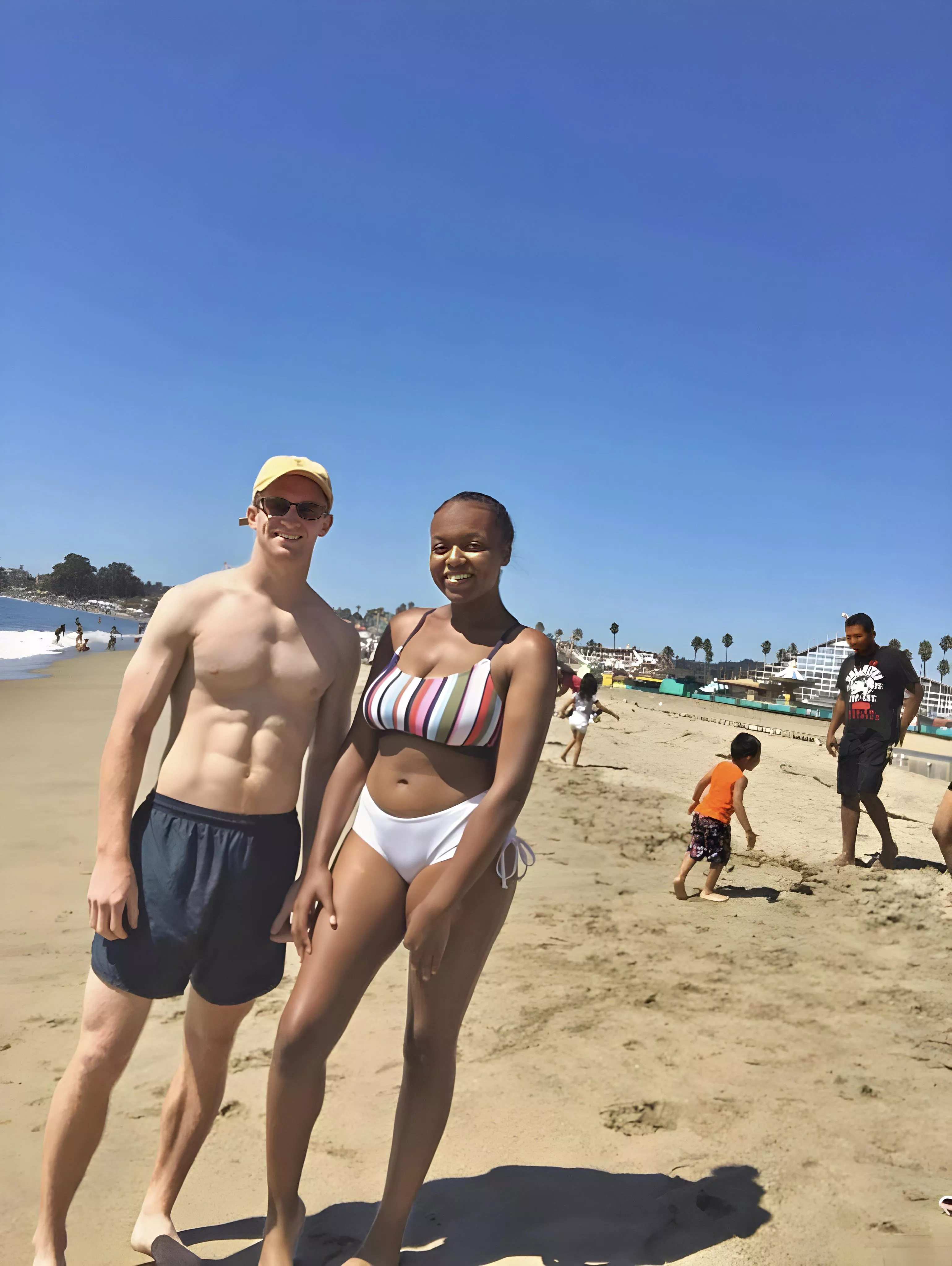 Beach Day with Beach Babe🌞🏖️👙