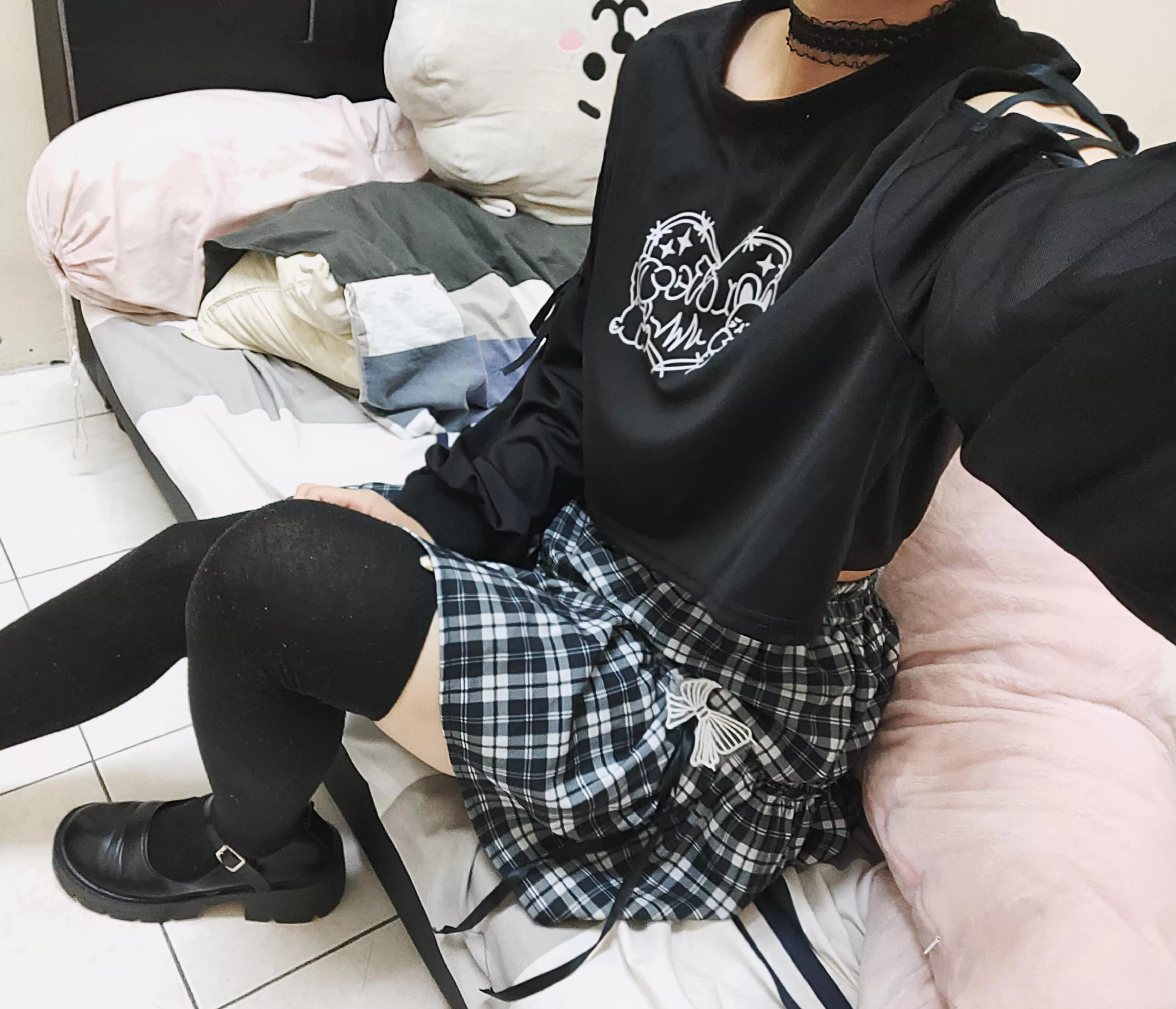 Been loving black recently :3