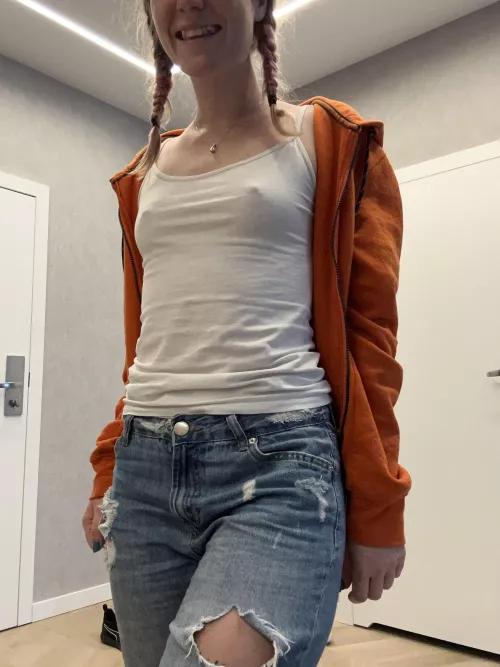 Braless and white is the only right thing on Sundays