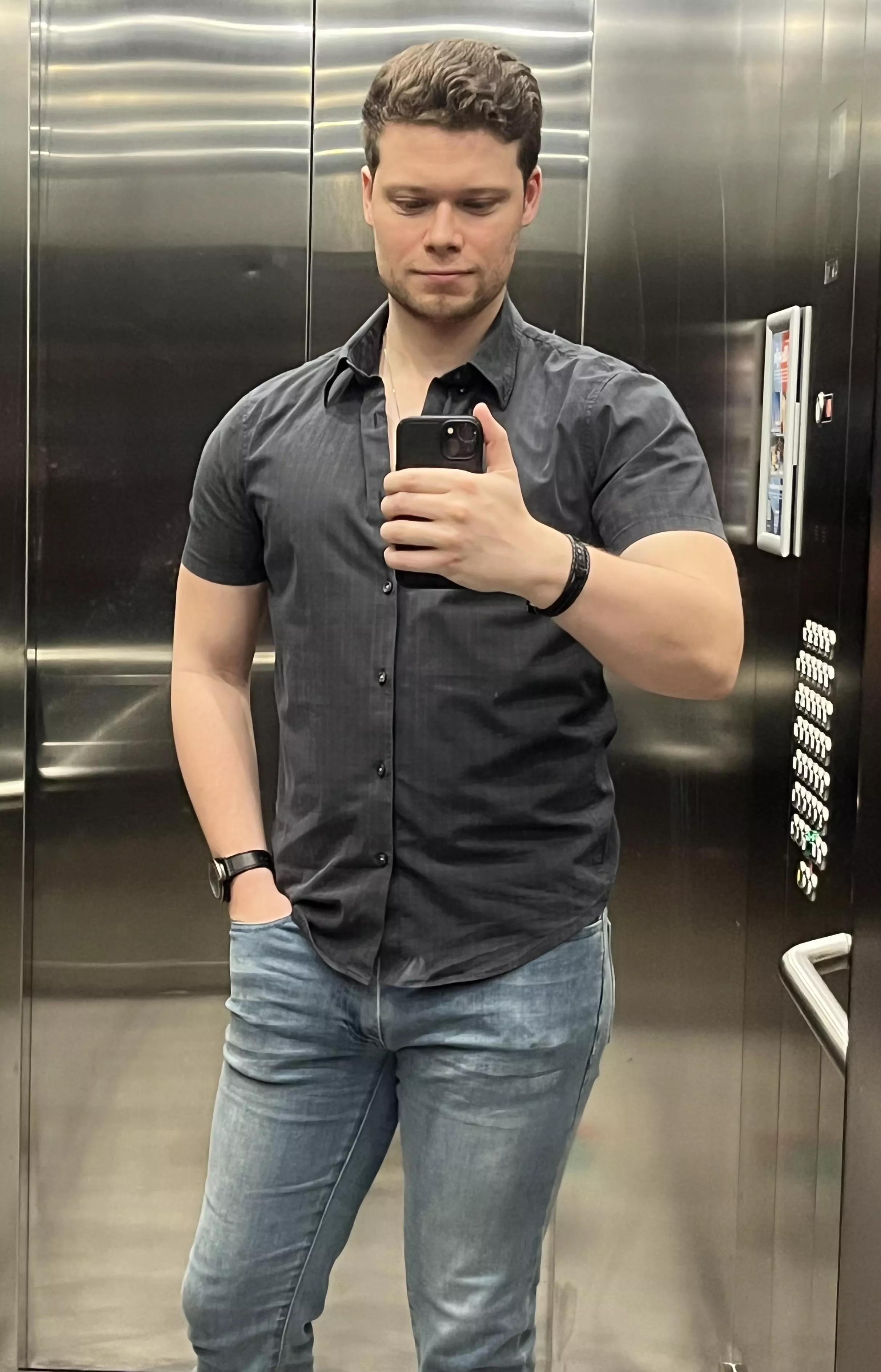 Decent enough look until you factor in that I was wearing slippers 😂