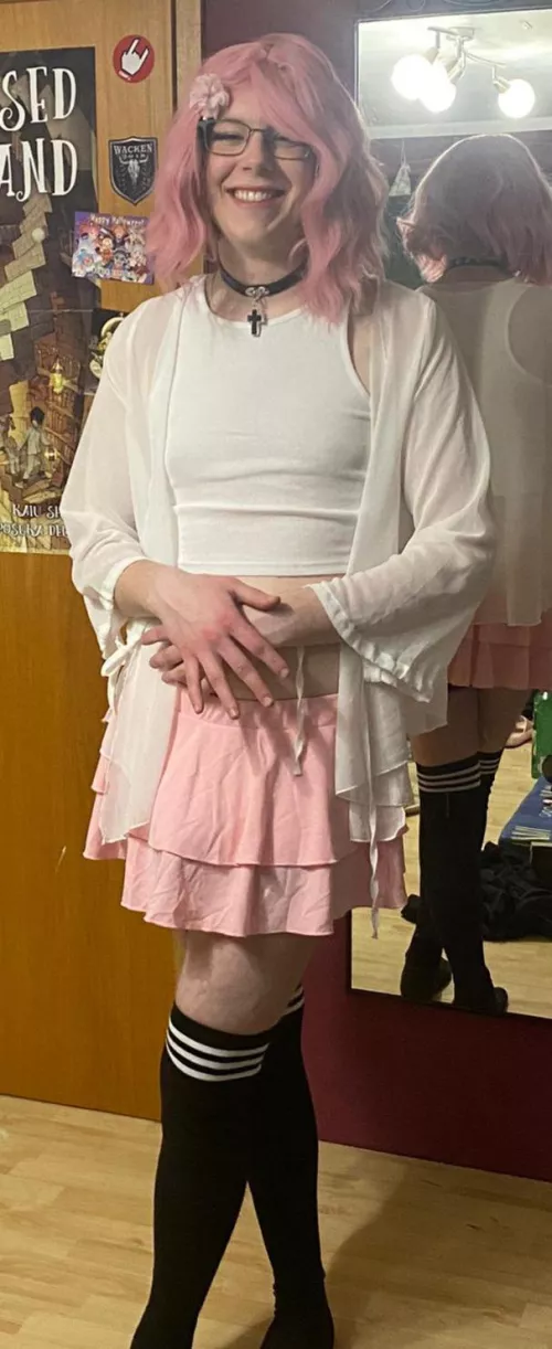 First time with make up ^^ do you like it ? 👉👈