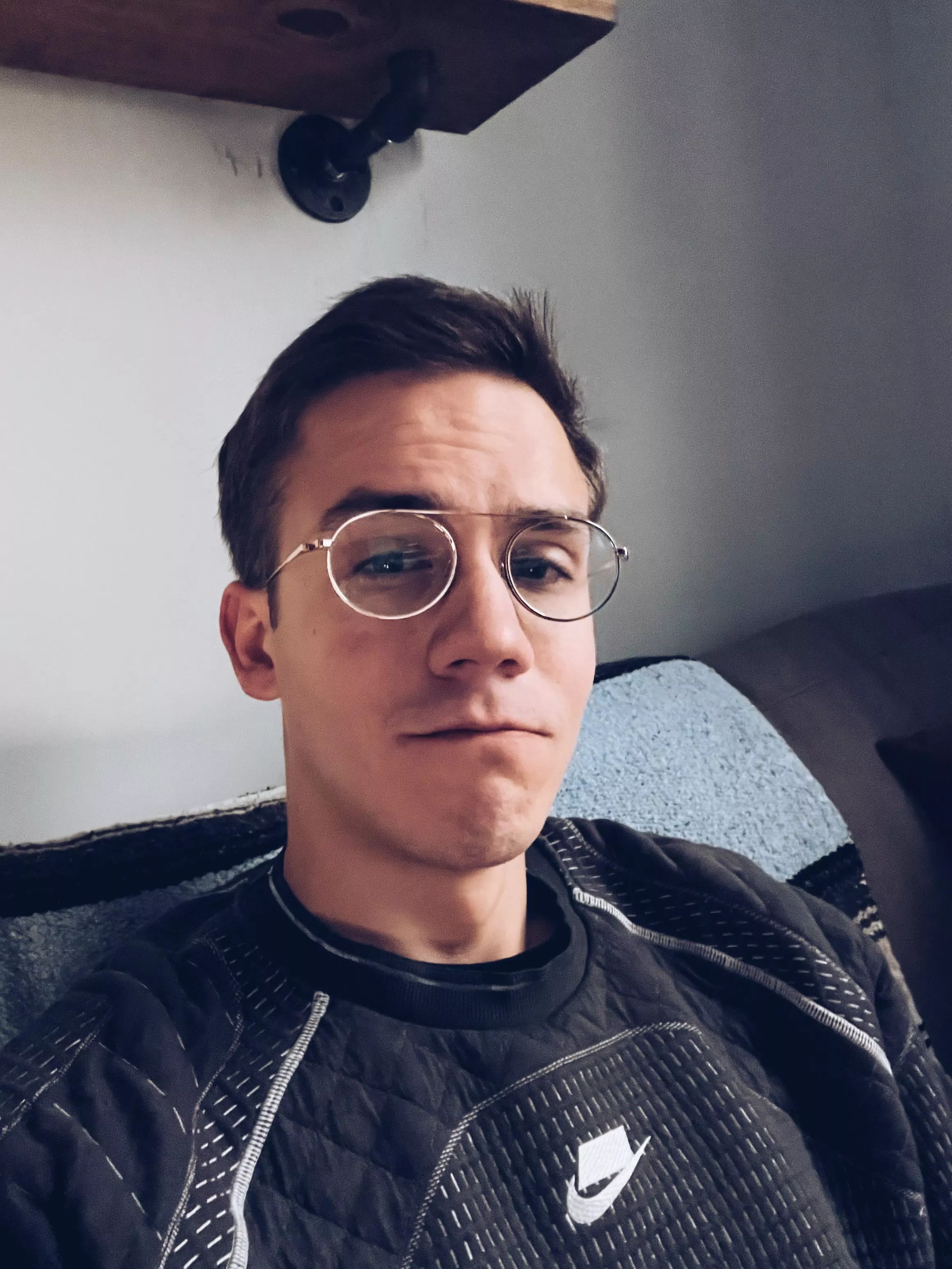 Gonna try Warzone out. Anyone play?