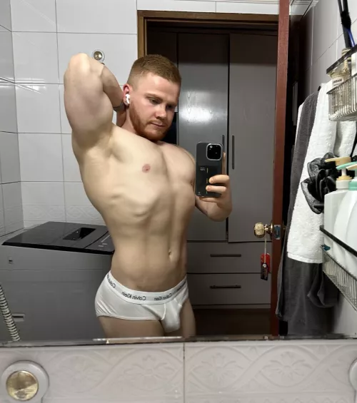 Got a good chest pump in today 🤍