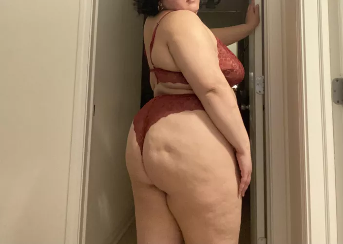 Happy Saturday from your Egyptian BBW😘
