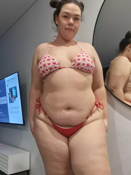 How cute is my bikini?!