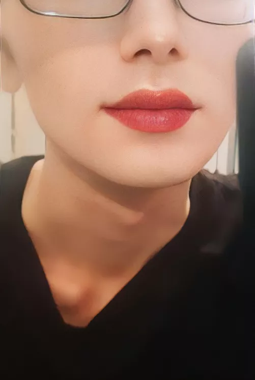 How do you like my lips?