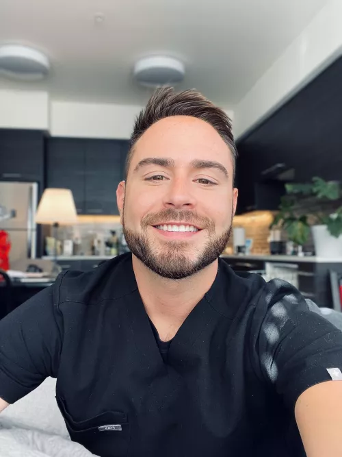 I’m gonna be a doctor in 3 months and I’m so freakin proud of myself. Who else has something to be proud af about?? 🤪