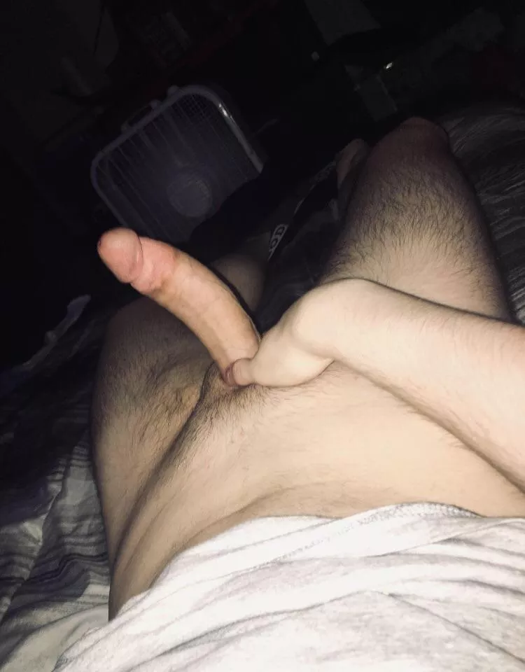 I’m just bigger than you🥱