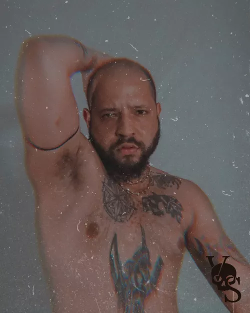 Insert your head right here⬇️⬇️