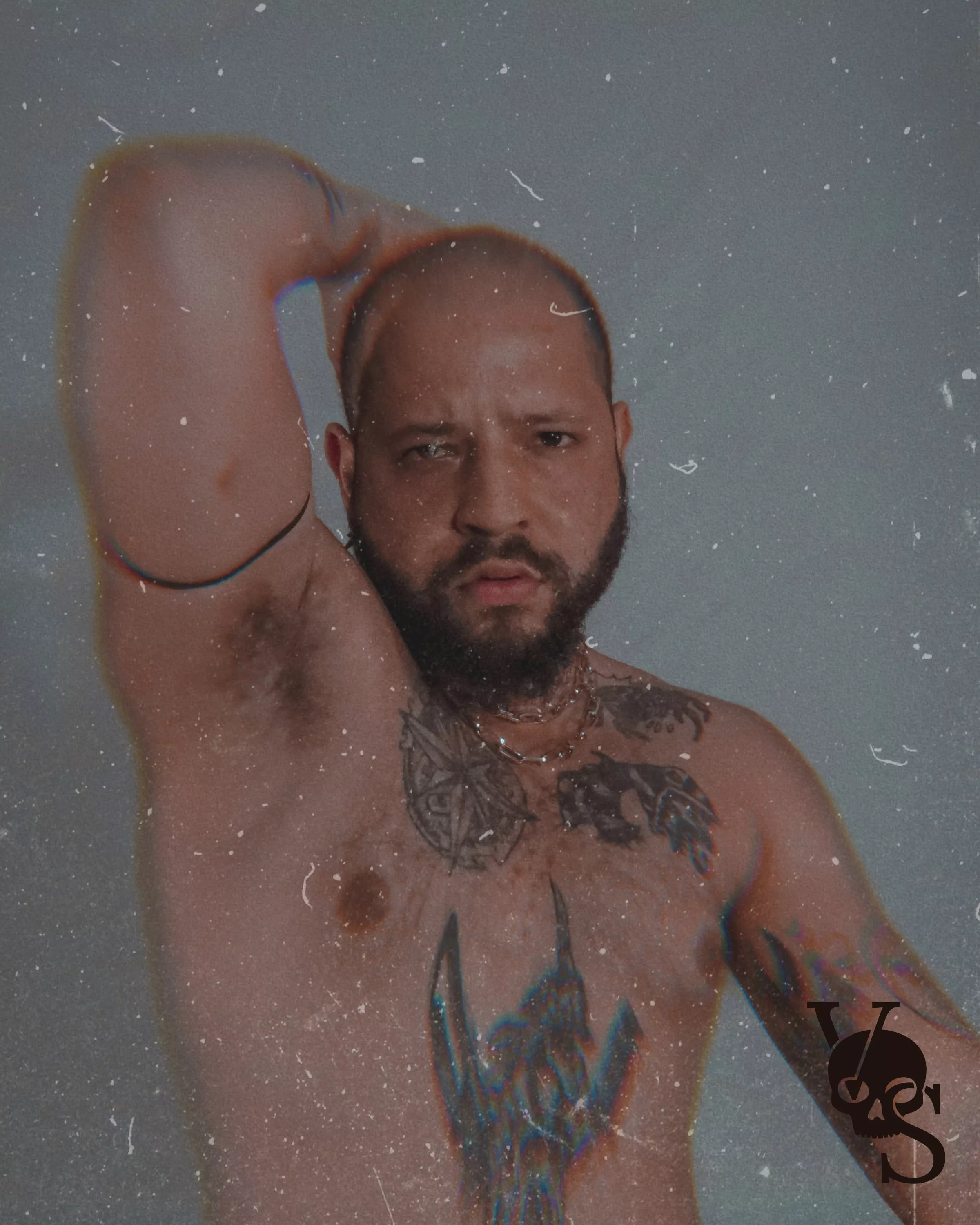 Insert your head right here⬇️⬇️