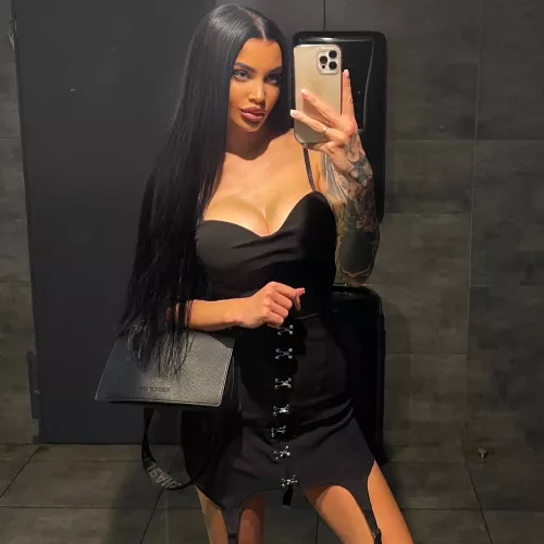 It’s hot to know someone is thinking about your pleasure.