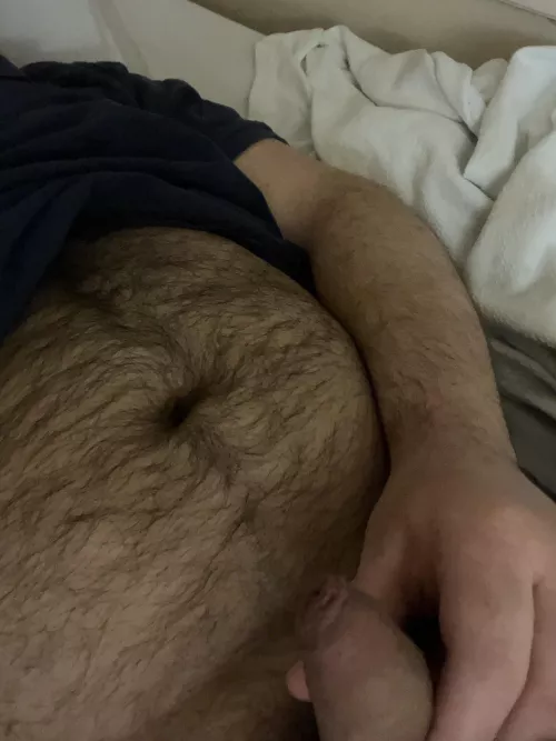 Just a quick tease, any daddies wanna cuddle with me?