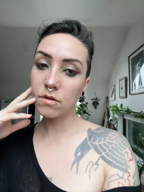 just trying on some green makeup [NB]