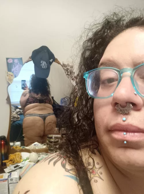 let's make each other feel good 😏