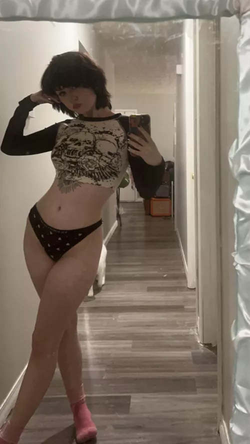 Low quality emo girl selfie