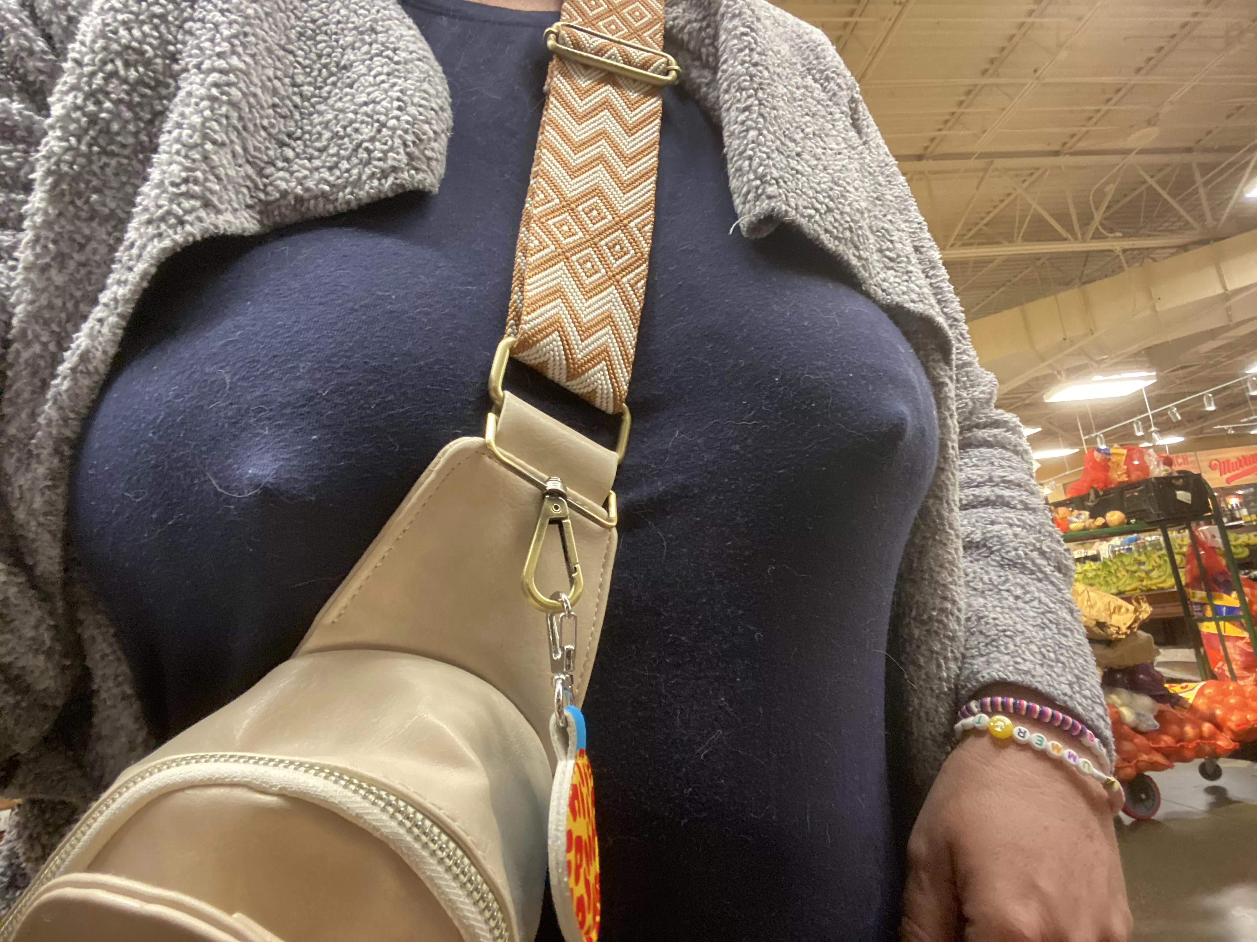 Morning shopping is better braless