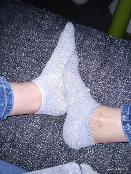 my feet fit together perfectly. on 15 hours wear ... do you want longer? let me know!