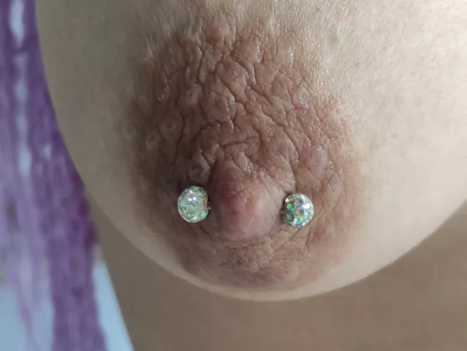 my nipple caught your attention :)