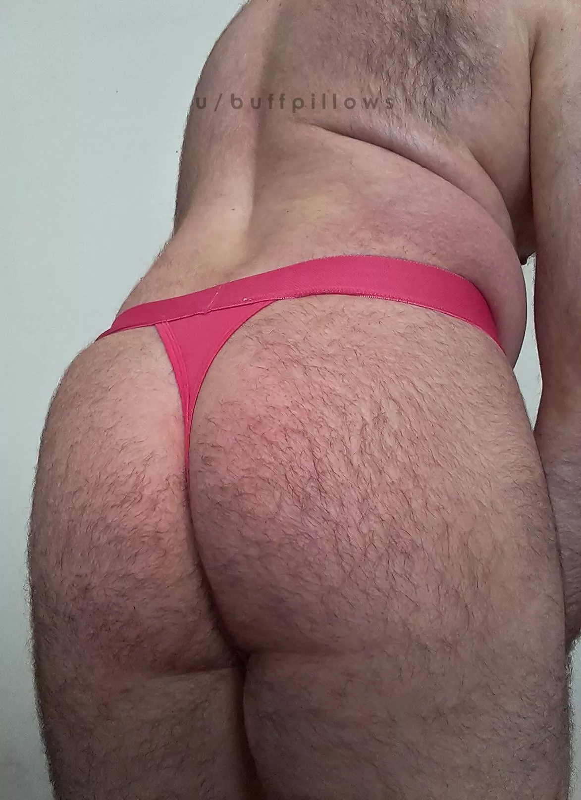 ..never used to be able to swallow a thong before.. 😯