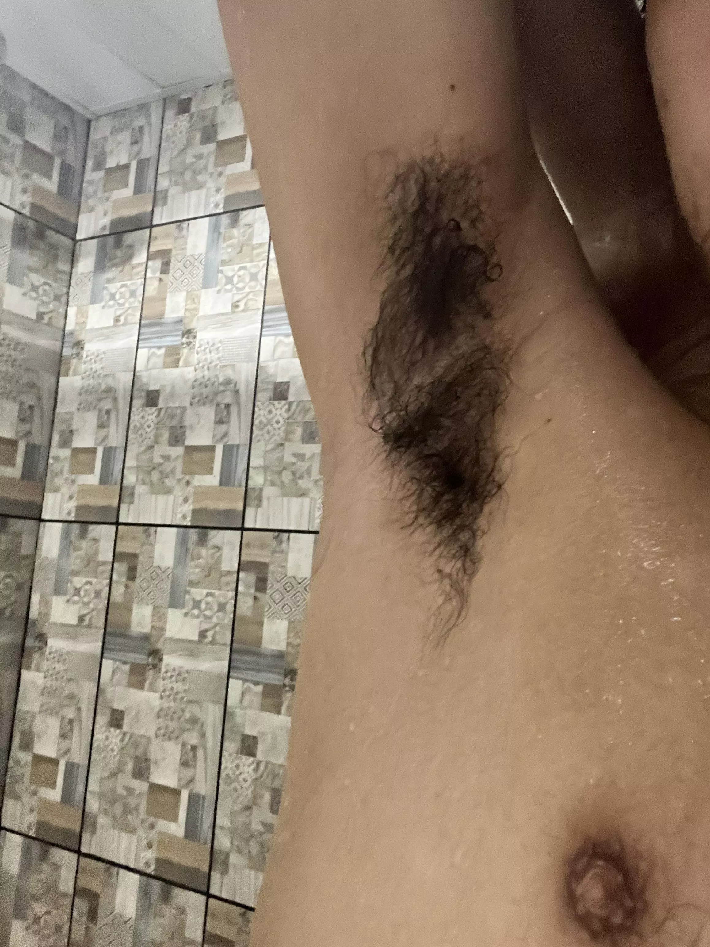 They’re still so musky even after a shower