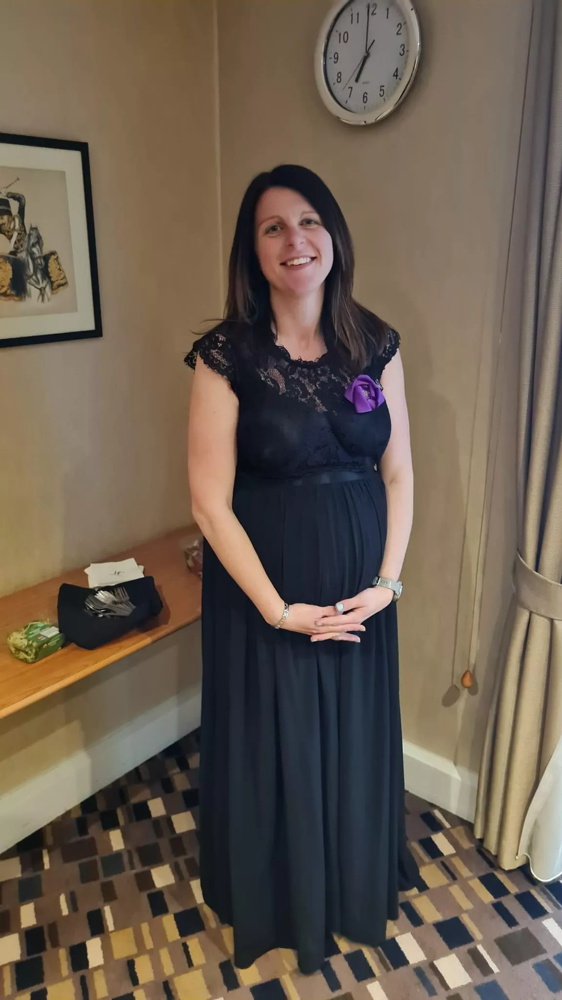 Tits don’t fit in her bra anymore