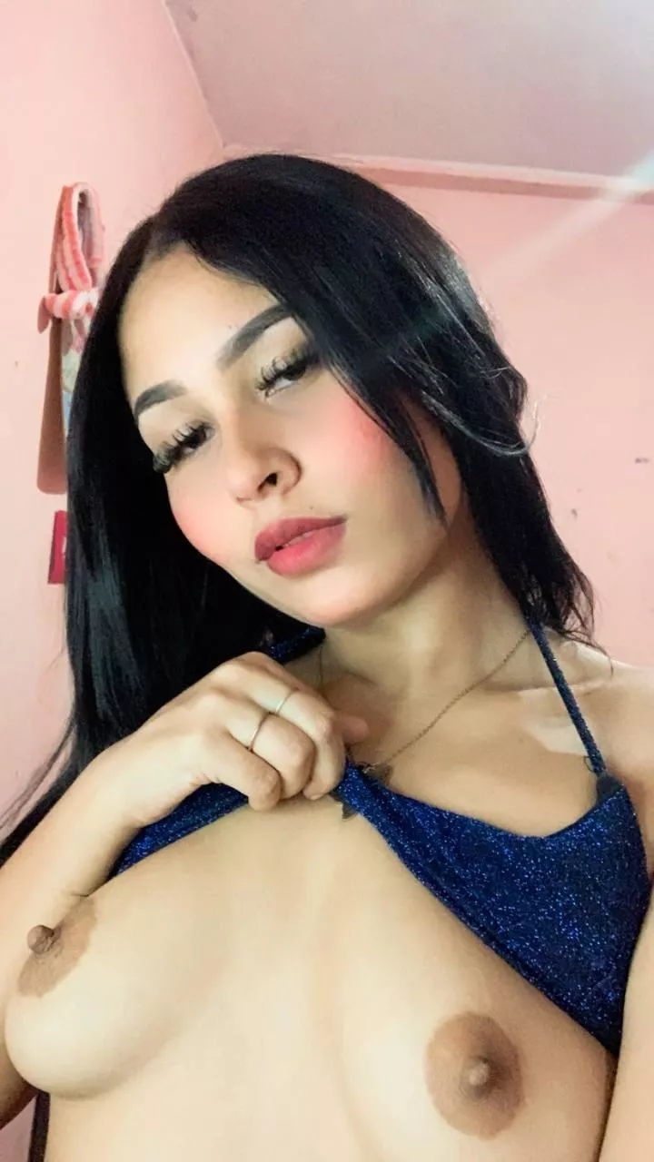 Tonight I feel slutty and sexy😈