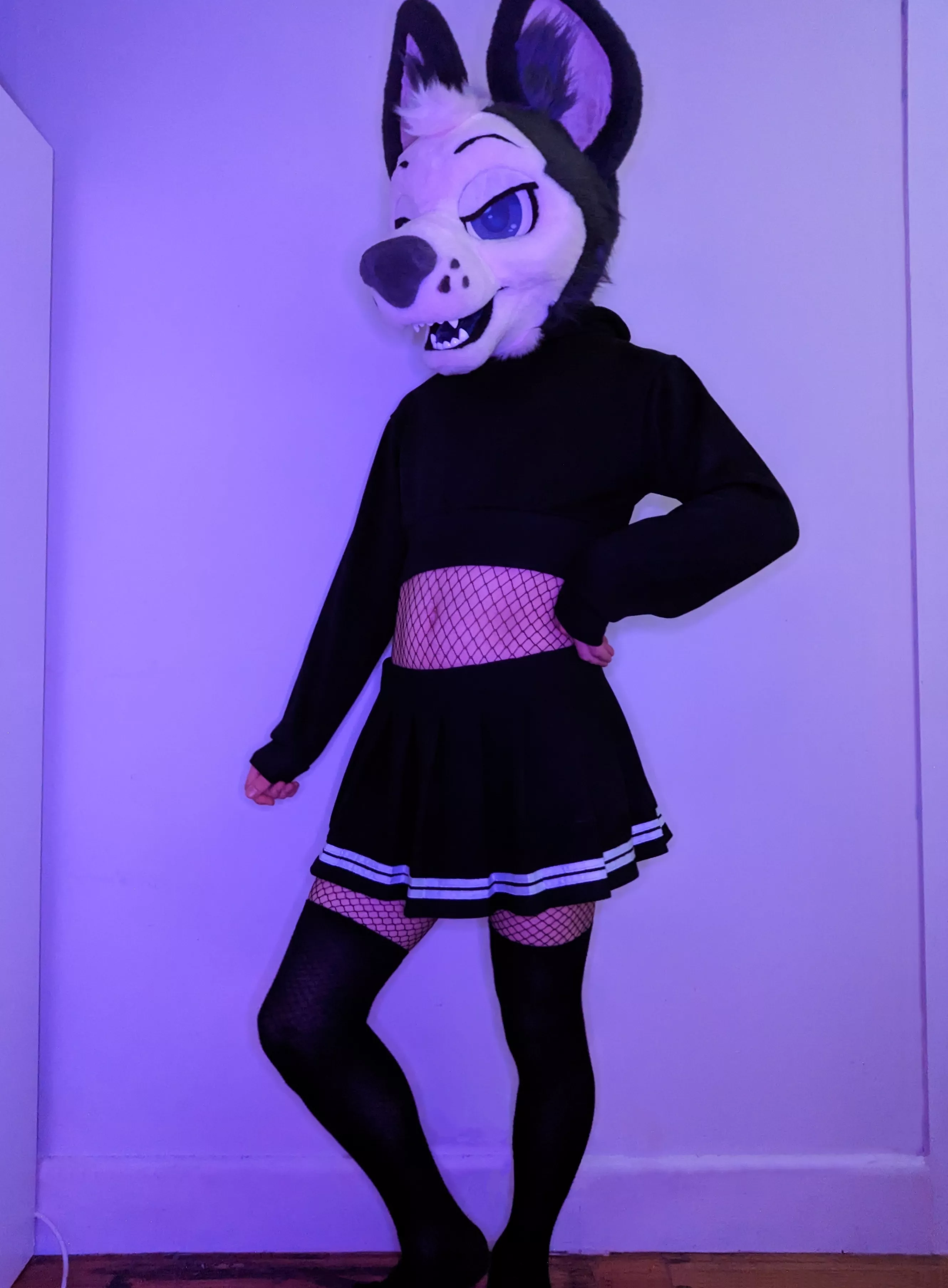 trying out a new outfit, lets go to the fursuit rave!