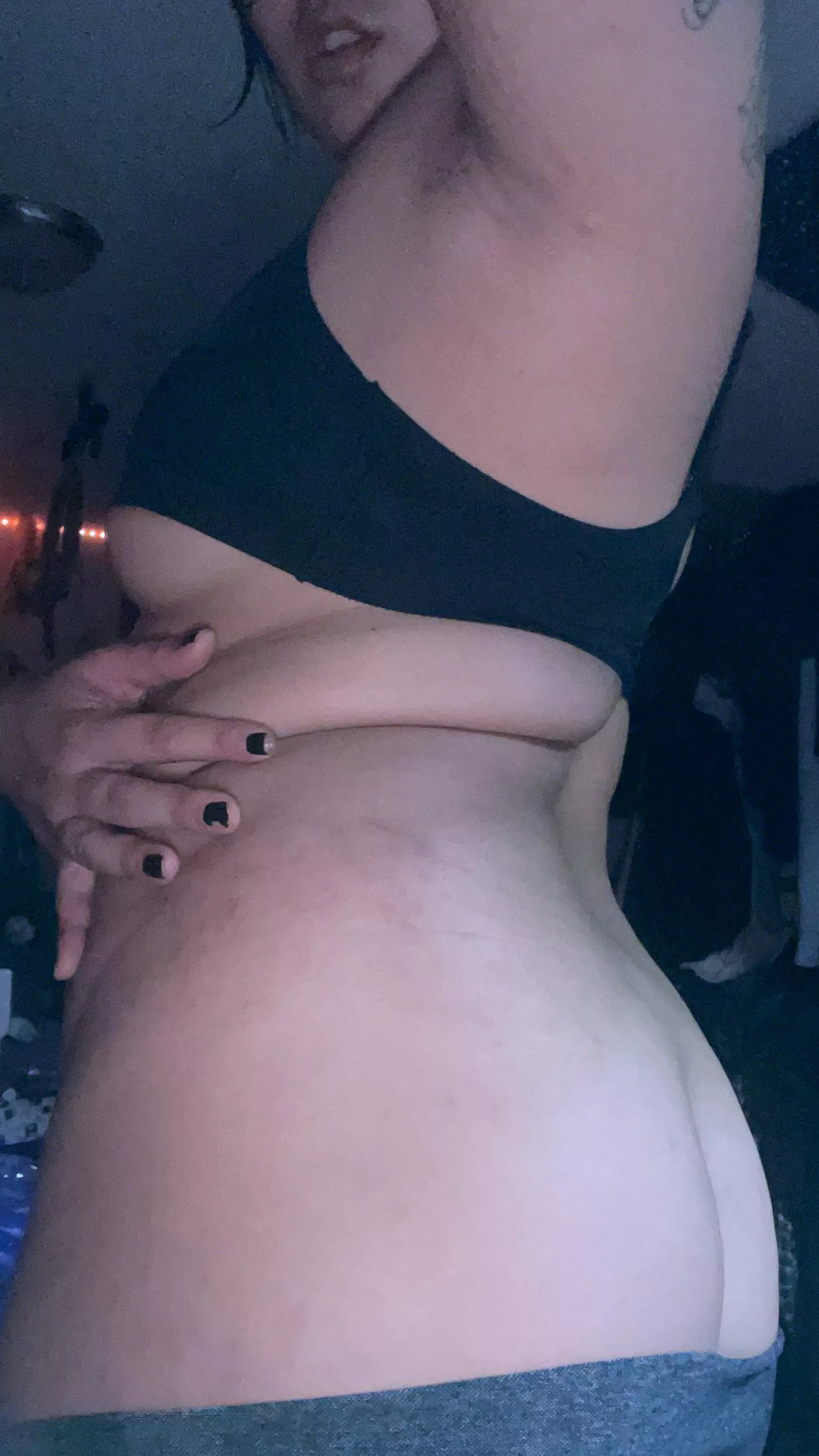 Want you to smack and breed my Filipina ass, daddy;)