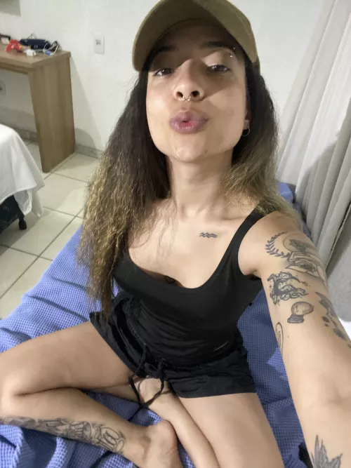 Who ordered a 5'1 fuckdoll?