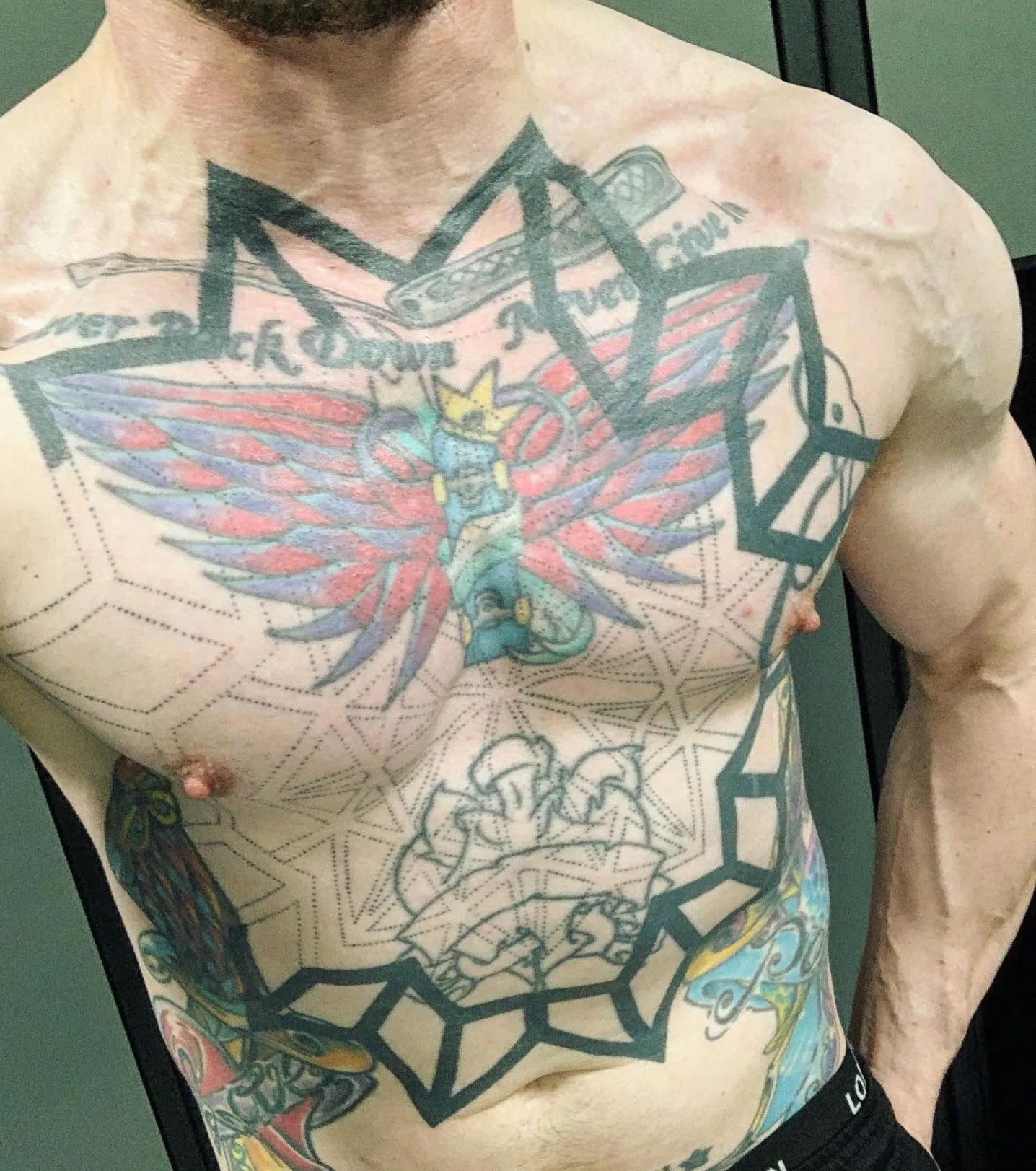 36 for cute hung twinks and smooth fems 👻 inkedgay2023