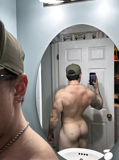 5’5 168lbs - Leaned out a good amount