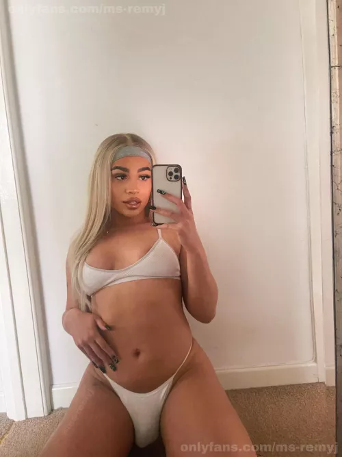 Am I wifey material?😋