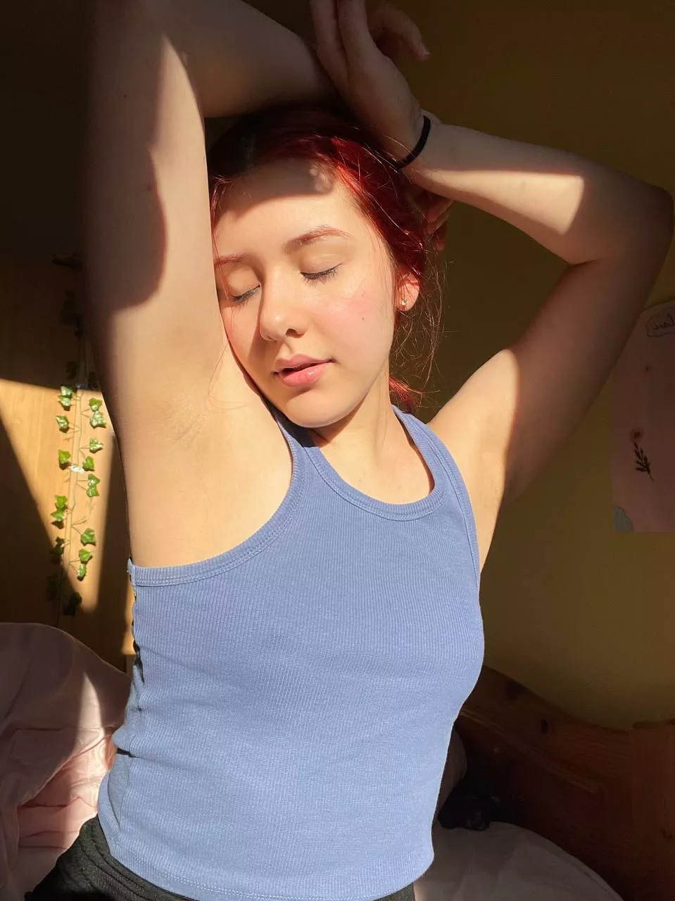 come and smell with me 😳