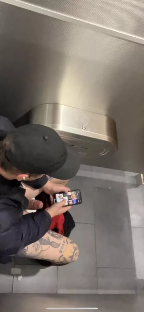 Cruised him when I realised he is on Grindr