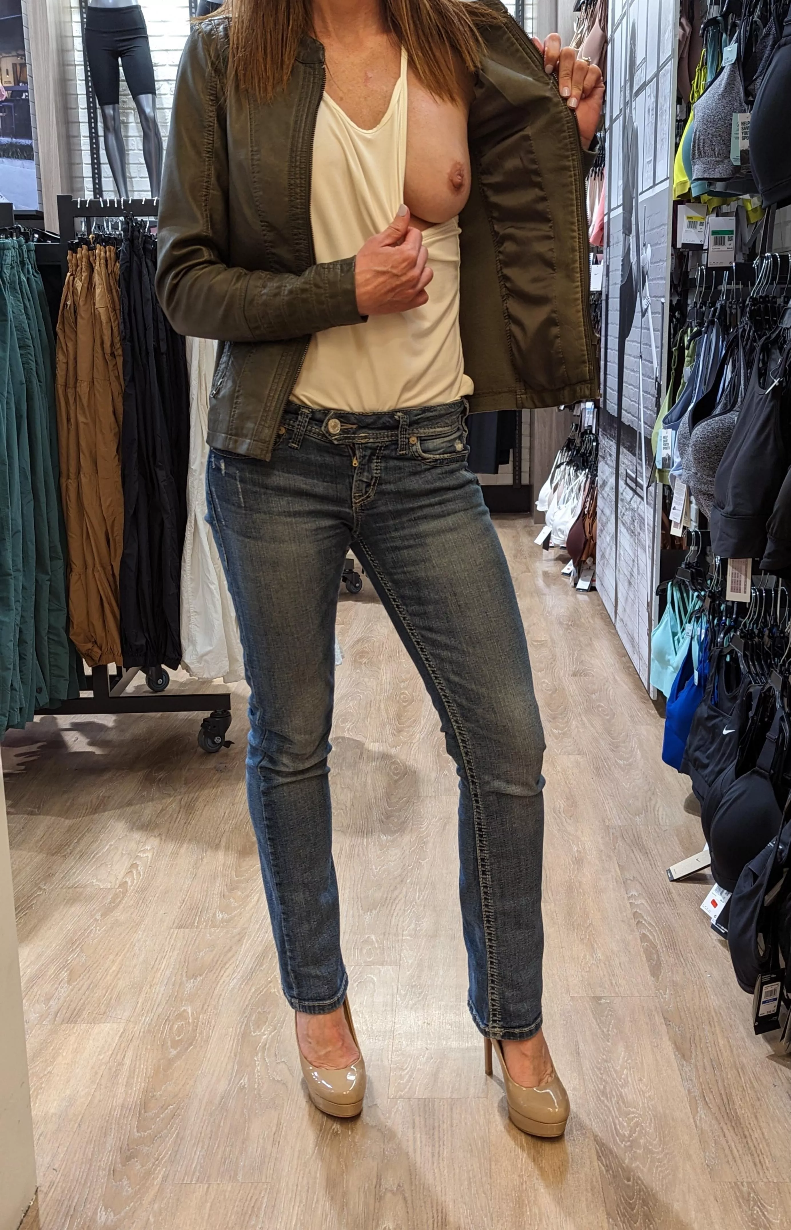 Dick's Sporting Goods - Quick titty flash for your viewing pleasure