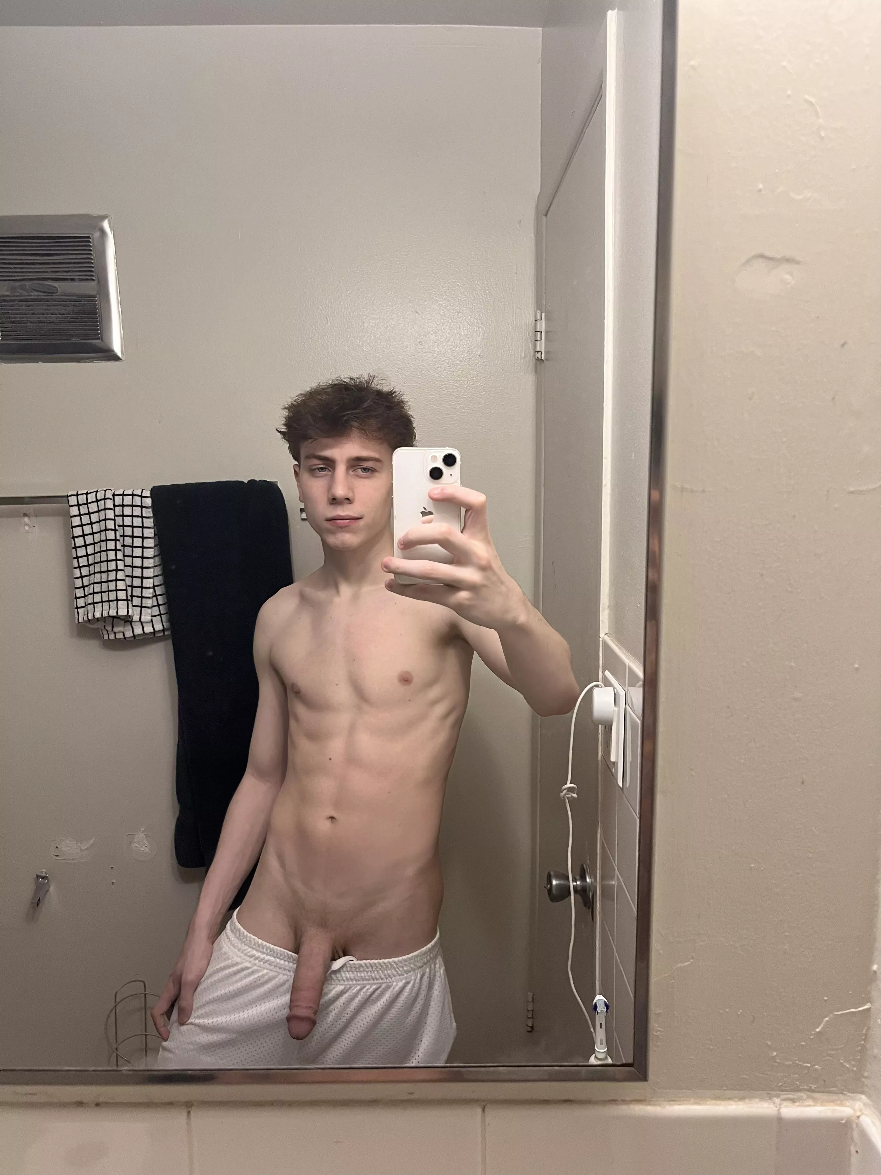 Do you wanna feel me grow in your mouth?