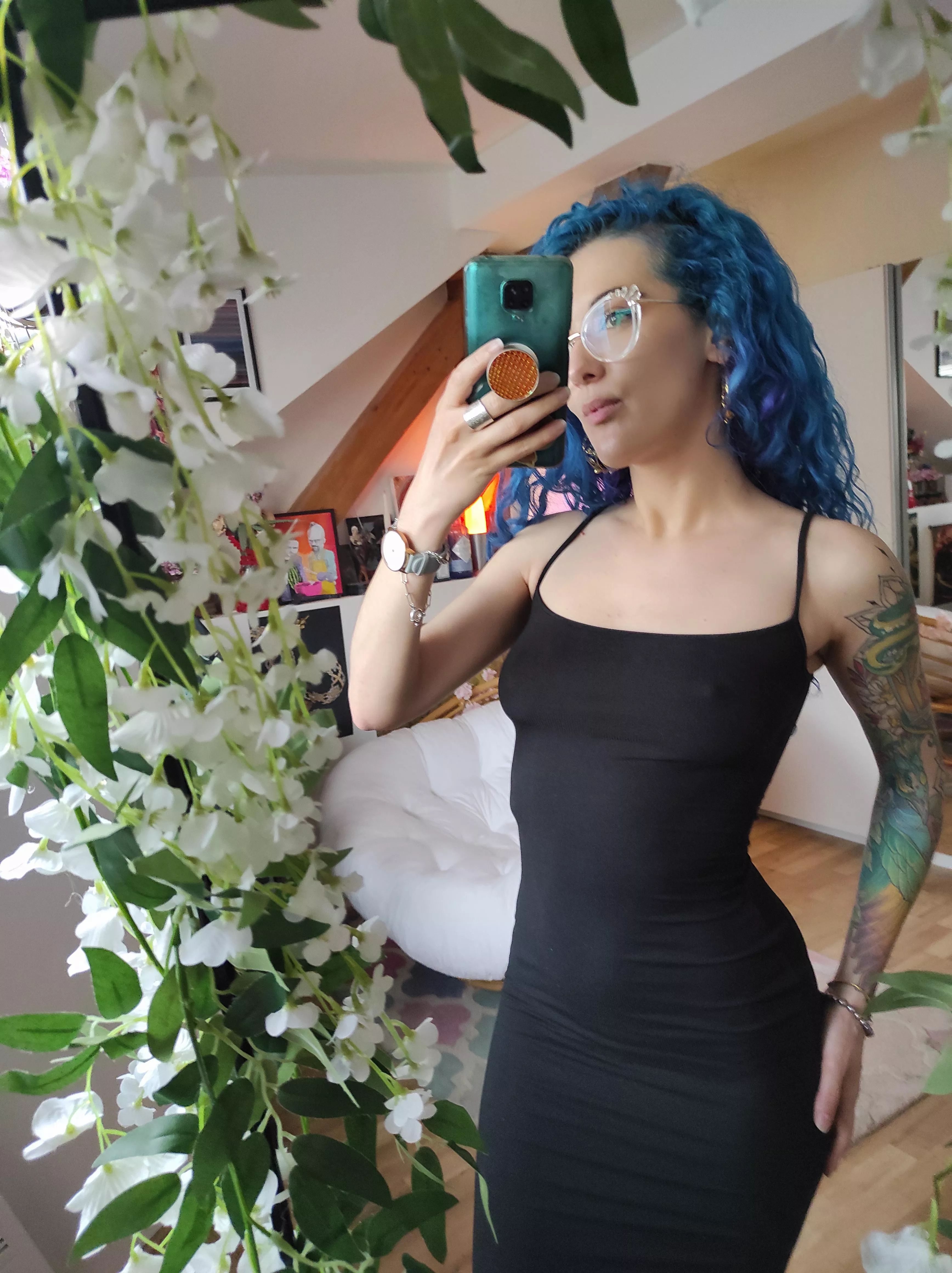 Gave the delivery guy a show this morning