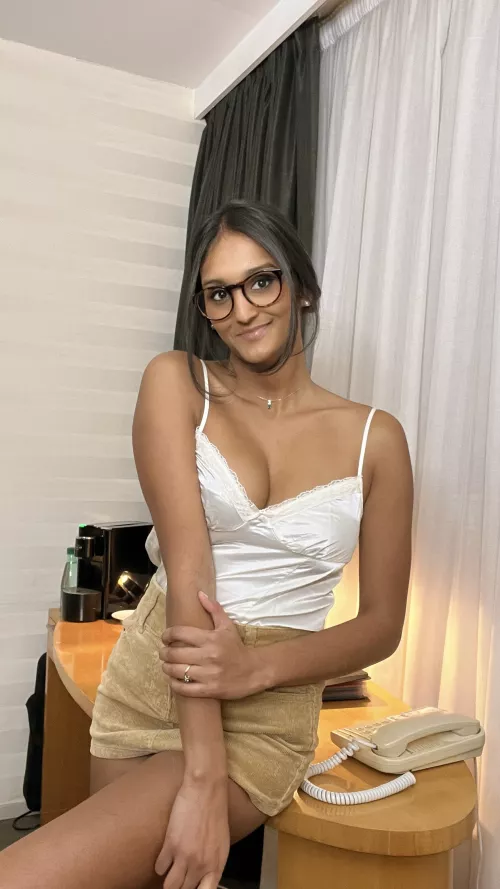 Hi daddy, ready to cum with me? I'm so horny,