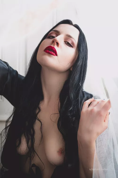 I can make you blind with my pale skin