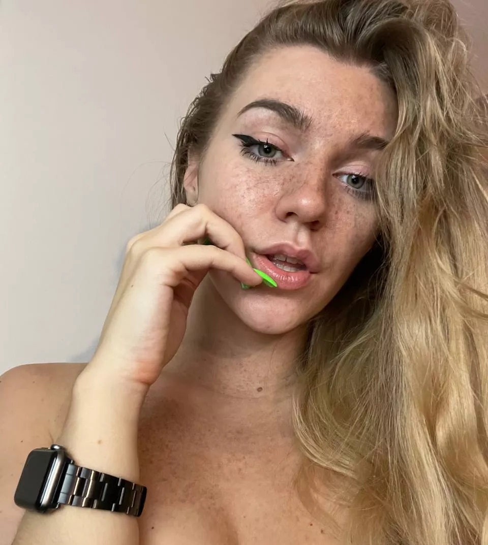 Imagine me in front of you right now