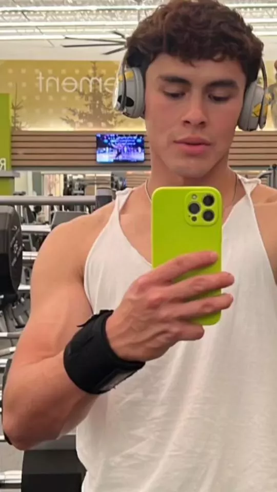 Never thought I'd be a morning gym person, but here we are