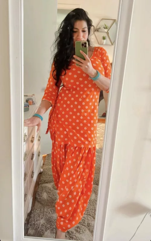 Older sis dressing up for Eid 🥰🥰