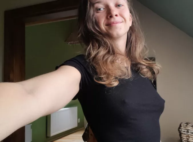 Outside is 15 °C ... that is 59 °F 🤔😇